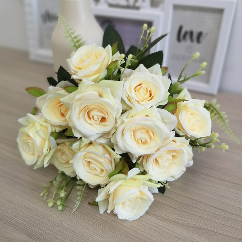 Искусственные цветы в Туле | Цветы искусственные «Розы острые», молочно-персиковые, букет